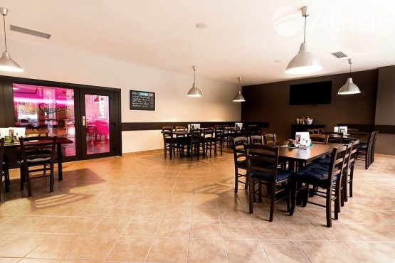 00503468-E374-43A3-AE4C-D6CA92AF95EA_1_201_a