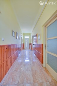 hdr chodba a