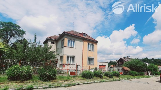 Chelčického-pohled z ulice