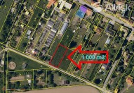 Trávník pozemek 1000 m2