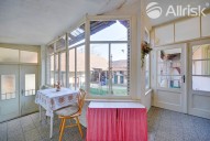 hdr veranda