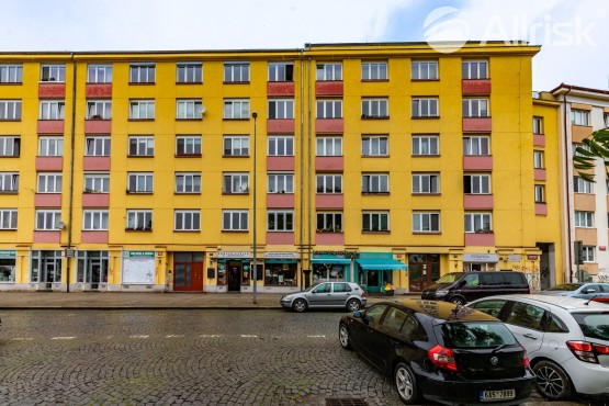 dům