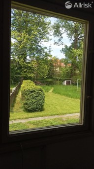 f5c99441-a32c-4a7f-9550-9a90d816205a