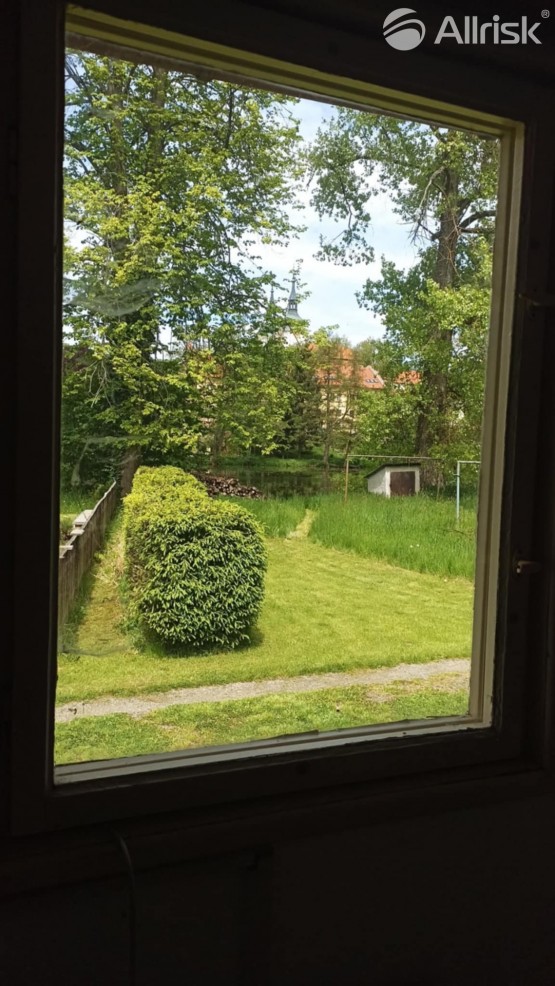 f5c99441-a32c-4a7f-9550-9a90d816205a