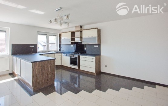 _DSC8170-Byt 3+kk-Čebín