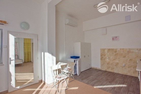 _DSC8195-Byt-1+kk-Brno-Sady