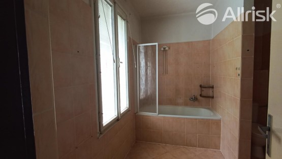 fc829f0d-becf-461f-bd69-bb94f6ca8d02