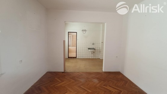 970f78c4-0227-41af-9fdc-4ff642905c86