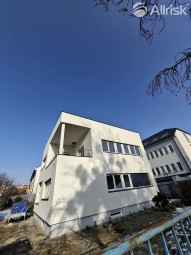 Detail: Pronájem bytu 2+1, 88 m2