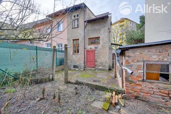 hdr 1 np dům a zahrada c