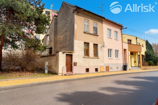 dům obloha Janošíková