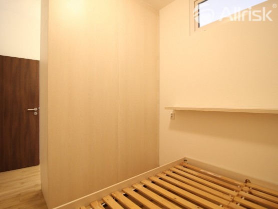 pronajem-bytu-2-kk-o-velikosti-39-m2-s-terasou-16-m2-img-6934-32b5d8