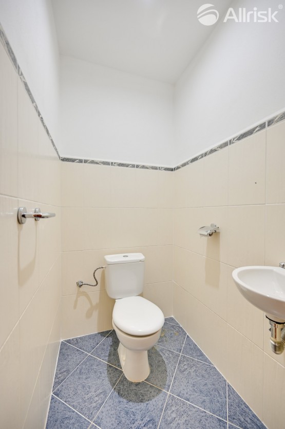 hdr wc 2