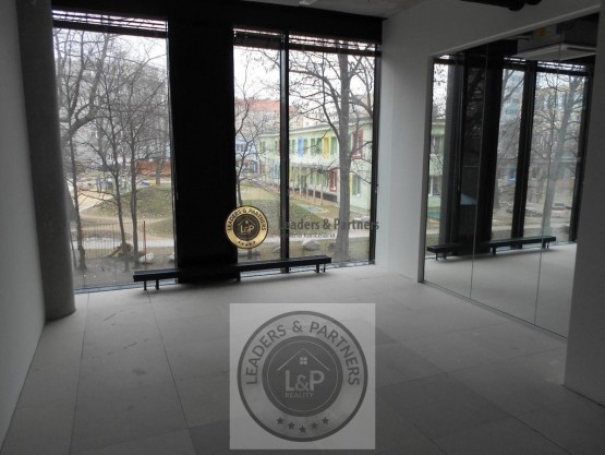 image b