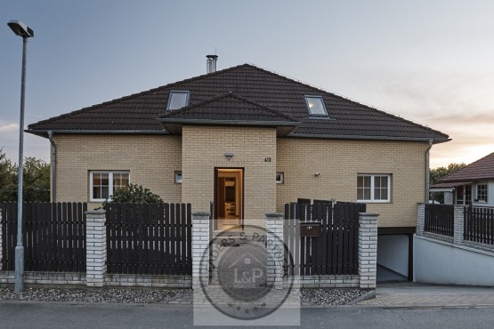 02-Veltrusy_house