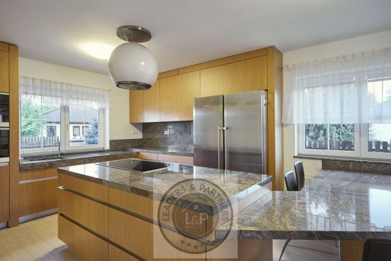 12-Veltrusy_house