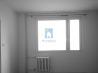k095-04-pokoj1-oknovyrezb.jpg