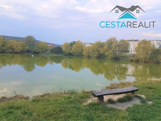 41671490_246440482728735_1448611689195896832_n