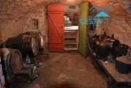 5 sklep prizemie pivnica