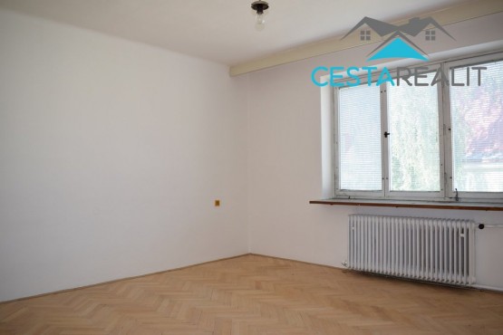 prodej-rodinne-domy-opava-katerinky-cp-245-m2-dsc-0291-5307b4