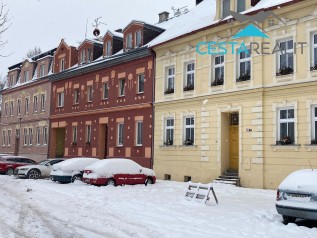 D2473719-2840-48EC-BB5E-C139D30F3AB4