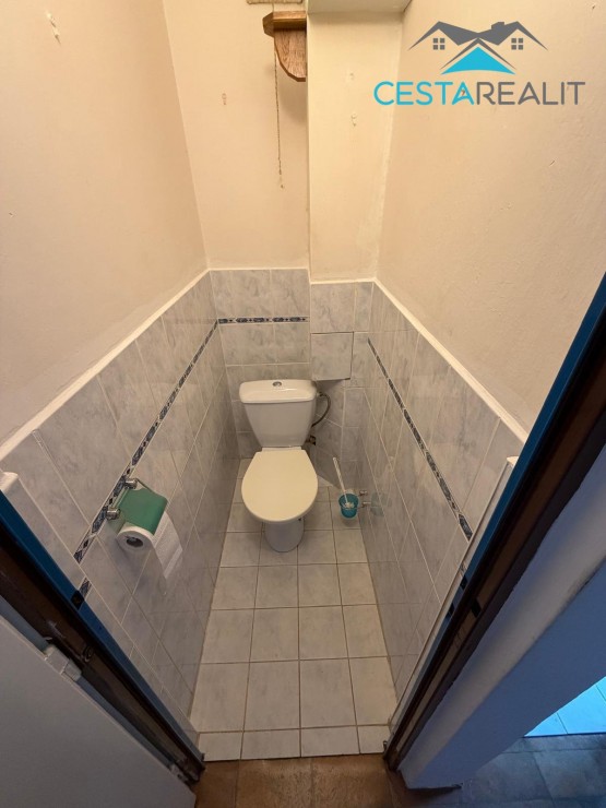 WhatsApp Image 2025-12-18 at 15.22llllll.29