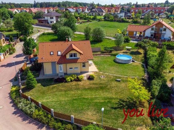 Dolní_Jirčany-RD5kk_01-DJI_0101_4K