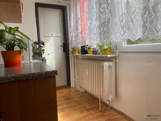 8b2f265f-592a-49a3-b830-15cd45ab3dee