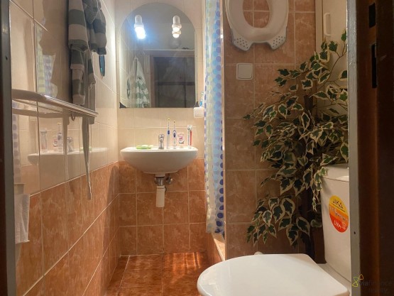 71587aac-a20d-4658-a6bb-a6a29bdb2b47