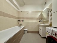 126a2ead-60dc-41c3-b7de-54d7126f7bab