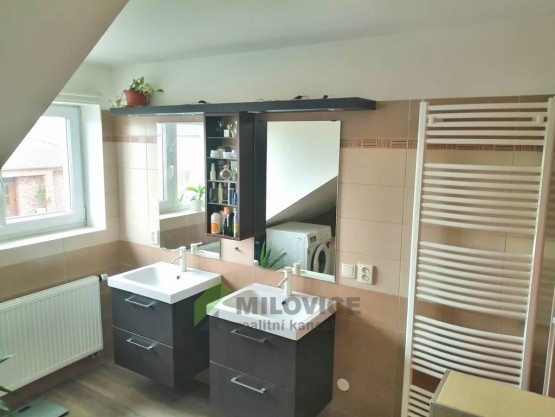 82701569_538189513453194_1753094466408808448_n