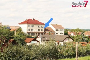 24 Byt 3+1 s garáží Sedlec šipka