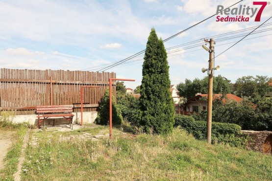 17 Byt 3+1 s garáží Sedlec