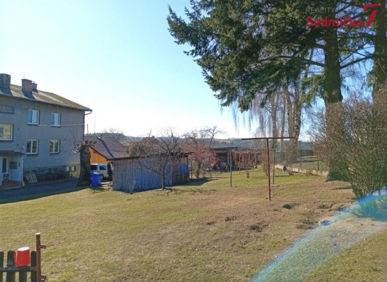 ee0dc337-c64a-4adb-8130-f64719c3db47