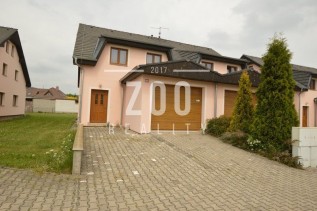 whn800x800wm1810090051-0e71e-pronajem-rodinne-domy-260m2-chomutov-dsc-0859-4b7b6a.jpg