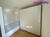img-e2524.jpg
