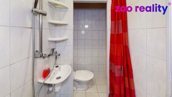 roubeny-dum-3kk-bathroom-1.jpg