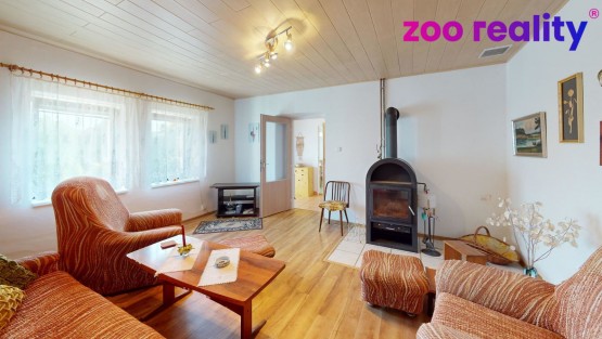 vesnicky-rd-solopysky-okr-louny-living-room.jpg