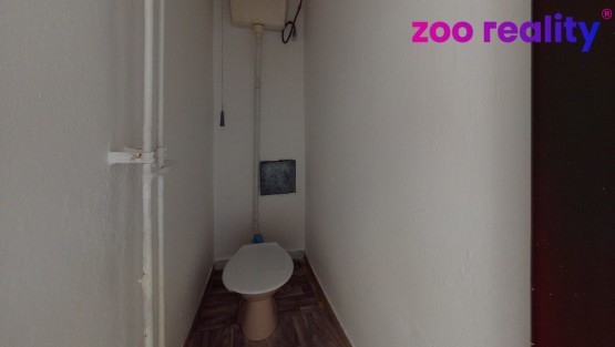 byt-11-38-m2-tr-budovatelu-most-bathroom-1.jpg