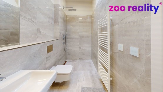 bathroom-3.jpg