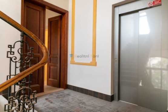 ondrej-pavlacik-fotograf-architektury-designu-1-25.jpg