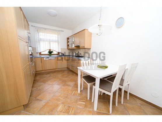 kuchyň a jídelní kout