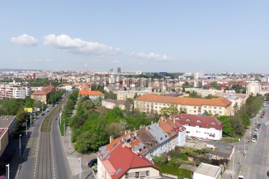 Letecký pohled do okolí Strašnica