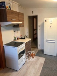 290BDD73-3123-486E-81A3-BEB7187B84AF