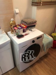 72FE09E1-605E-48C2-B8B9-DF02ABC0B737