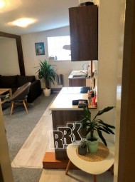 06DBB528-F3C9-40FE-A90B-6A185F22EEDA