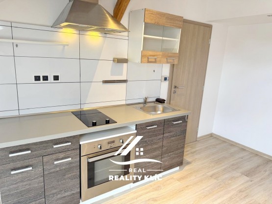 f1413aba-3b40-4e06-8b15-9f4335d6ac5e