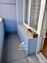 photo-output 33