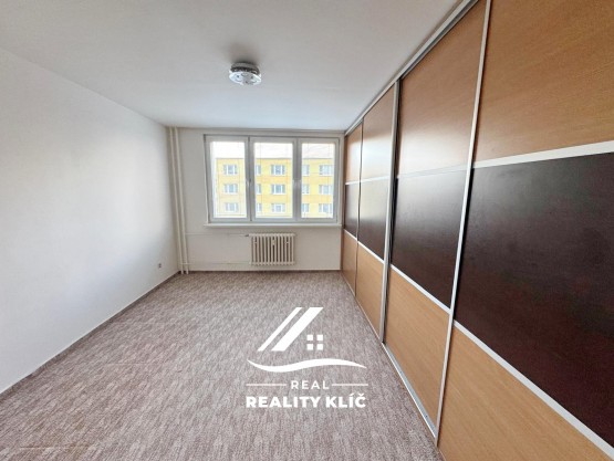 PHOTO-2025-12-19-09-35-33