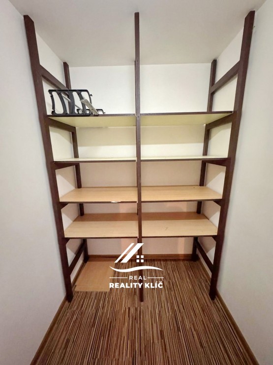 PHOTO-2025-12-19-09-35-33 (1)